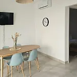 Center *
